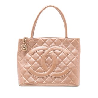 Chanel Pre-owned Womens Lambskin Medallion Tote - Tan Leather - One Size