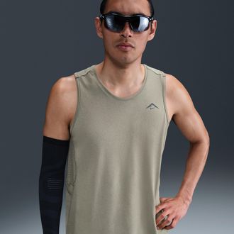 Nike Mens Solar Chase Dri-FIT ADV Running Tank Top in Green | HJ4168-320