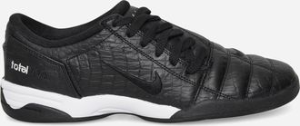 Nike Women s Total 90 Sneakers Black / White