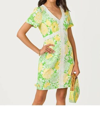Lilly Pulitzer Evita Short Sleeve Stretch Shift Dress In Crocodile Green Mumbo Jumbo Layered