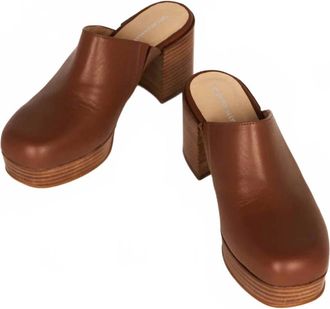 Intentionally blank Womens Facts Platform Clog In Tan