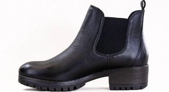 Salvia Womens Cassy Boots In Black Pebbled Leather