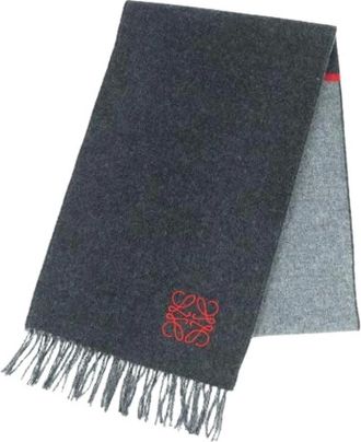 Loewe Pre-owned Scarves, female, Gray, Size: ONE SIZE Pre-owned Stole