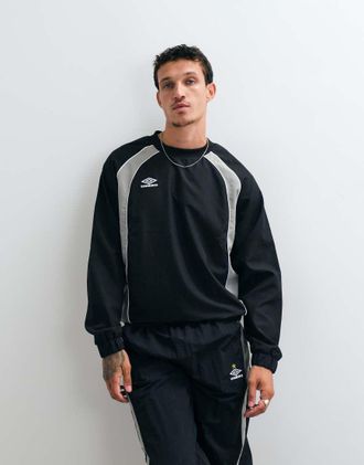 Umbro Felpa nera a pannelli-Nero