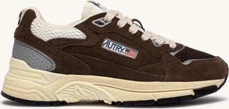 Autry HYPERWAY SNEAKERS IN MARSHMALLOW AND TERRACOTTA SUEDE AND MESH