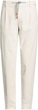 Eleventy BOTTOMWEAR - Pantaloni su YOOX.COM