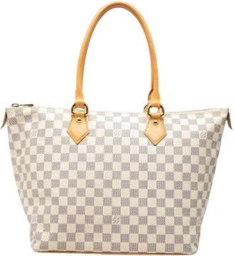 Louis Vuitton Pre-owned Tote Bags, female, White, Size: ONE SIZE Pre-owned Saleya MM Tote