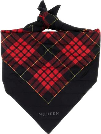 Alexander McQueen Alexander McQueen, Winter Scarves, female, Multicolor, Size: ONE SIZE Quilted Tartan Scarf