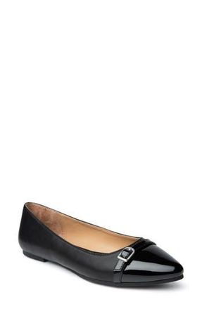Me Too Aynslee Flat in Black at Nordstrom Rack, Size 8