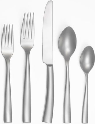 Bloomingdale's Silhouette Velvet 5 Piece Place Setting in Matte Silver at Nordstrom