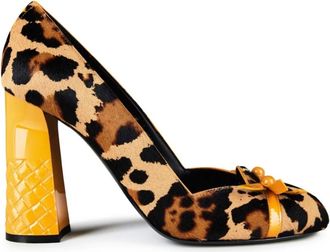 Bottega Veneta Pony Pollock Pumps - Dames - Pumps - Veelkleurig - 37 1/2 EU - Leer - Schoenen
