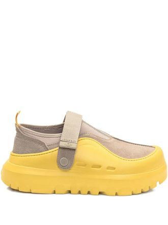UGG Sneakers Peakmod con strappi - Marrone
