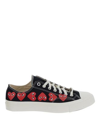 Comme Des Gar&ccedil;ons low top sneakers in black with heart print