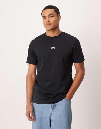 GANT T-shirt nera con logo piccolo centrale-Nero