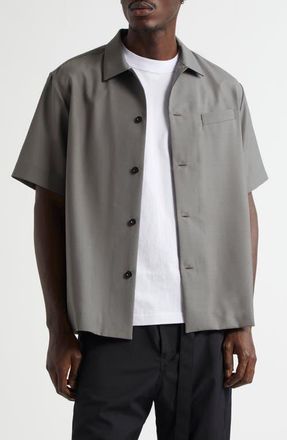 sacai Short Sleeve Button-Up Suiting Shirt in Taupe 550 at Nordstrom, Size 3