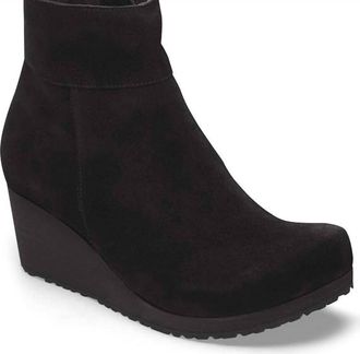 Birkenstock Womens Ebba Side Zip Cork Wedge Boot In Black