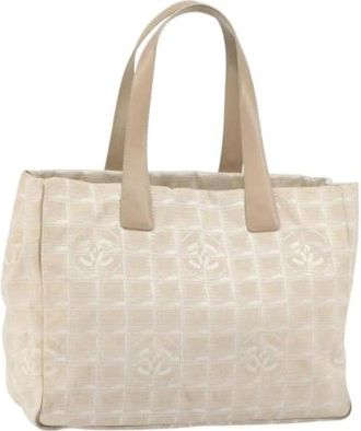 Chanel Pre-owned Tote Bags, female, Beige, Size: ONE SIZE Pre-owned Nylon Tote Bag