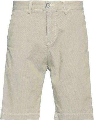 Avignon PARTES DE ABAJO - Pantalones cortos y bermudas en YOOX.COM