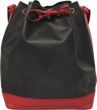 Louis Vuitton Noe Black Leather Shoulder Bag (Pre-Owned)