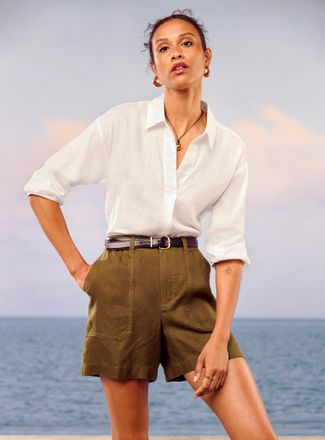 Contemporaine Womens XL pockets pure linen short Fit: Wide leg, high rise