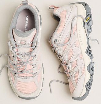 Merrell Moab 3 Hiking Sneakers