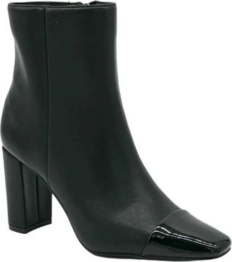 Ex&eacute; Womens Patent Toe Boot In Black