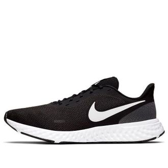 Nike Revolution 5 Black White BQ3204-002