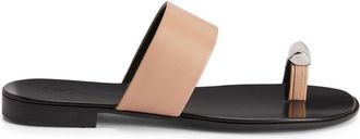 Giuseppe Zanotti Norbert leather toe-loop sandals - men - Leather/Leather/Leather - 44.5 - Black
