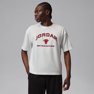 Nike Jordan Mens Jordan Flight Essentials Boxy Graphic T-Shirt in White | IF3121-100