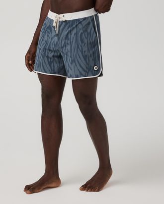 Vuori Clothing Cruise Boardshort 5 | Blue Sea Mirage | 28
