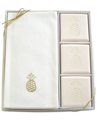 Carved Solutions Pineapple 15Pc Courtesy Set