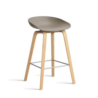 HAY About A Stool AAS 32 H 65 cm, Eiche lackiert / Edelstahl / khaki 2.0 (Kunststoffgleiter)