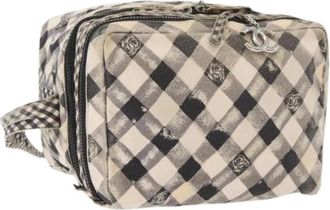 Chanel Pre-owned Cross Body Bags, female, Beige, Size: ONE SIZE Pre-owned Vintage Canvas Shoulder Bag