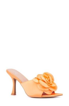 New York & Company Gardenia Flower Sandal in Orange Sorbet at Nordstrom Rack, Size 7.5