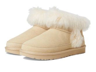 UGG Classic Ultra Mini Chalet Womens Boots Sandcastle : 8 B - Medium, Suede
