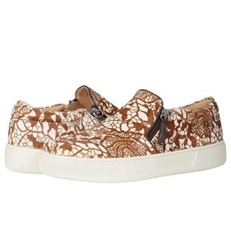 Volatile Womens VOLATILE Normande PVV601 Sneakers Brown Low Top Comfort Shoes ZAP1471