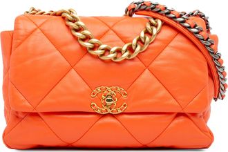 Chanel Chanel 22 Medium Flap Bag