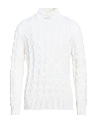 Eleventy Turtlenecks