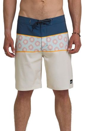 Quiksilver Surfsilk Panel 20 Board Shorts in Bone White at Nordstrom, Size 32