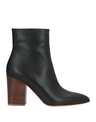 Gabriela Hearst CALZATURE - Stivaletti su YOOX.COM