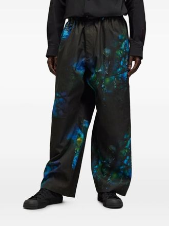 Yohji Yamamoto Pantaloni sportivi con stampa astratta - Blu