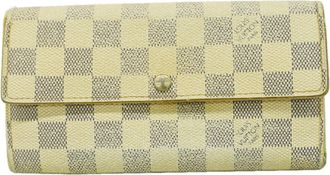 Louis Vuitton White Long Wallet (Bi-Fold) (Pre-Owned)