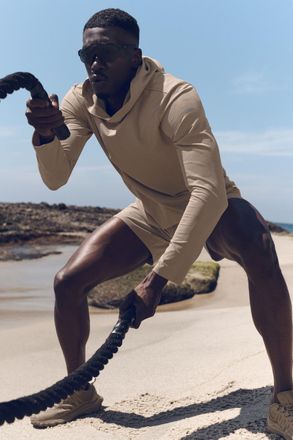 Alo | Conquer Reform Long Sleeve With Hood Sweatshirt in Gravel, Size: Medium