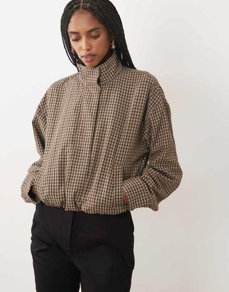 Jacqueline de Yong bomber jacket con collo alto a quadretti marroni-Marrone
