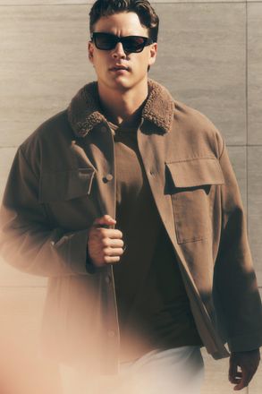 Alo | Canvas Utility Shacket Jacket in Java Brown, Size: Medium
