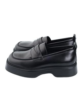 Ami Square Toe Loafer - Black