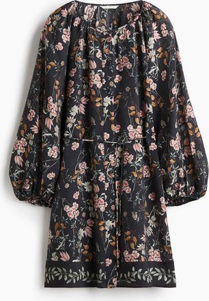 H&M Oversized Kleid mit Bindegürtel - Schwarz