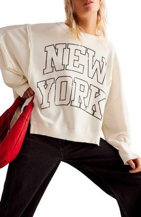 Free People Camden Oversize Graphic Sweatshirt in Cloud Combo New York at Nordstrom, Size Small