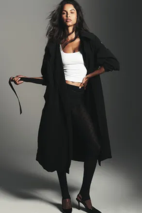 Alo | Crinkle On The Move Trench Jacket in Black, Size: Medium