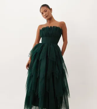 Lace & Beads Petite vestito lungo a strati in tulle con fascia, verde smeraldo